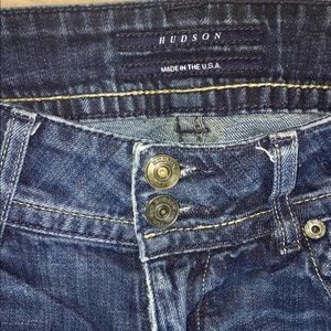 Hudson Jeans size 26 classic boot cut.